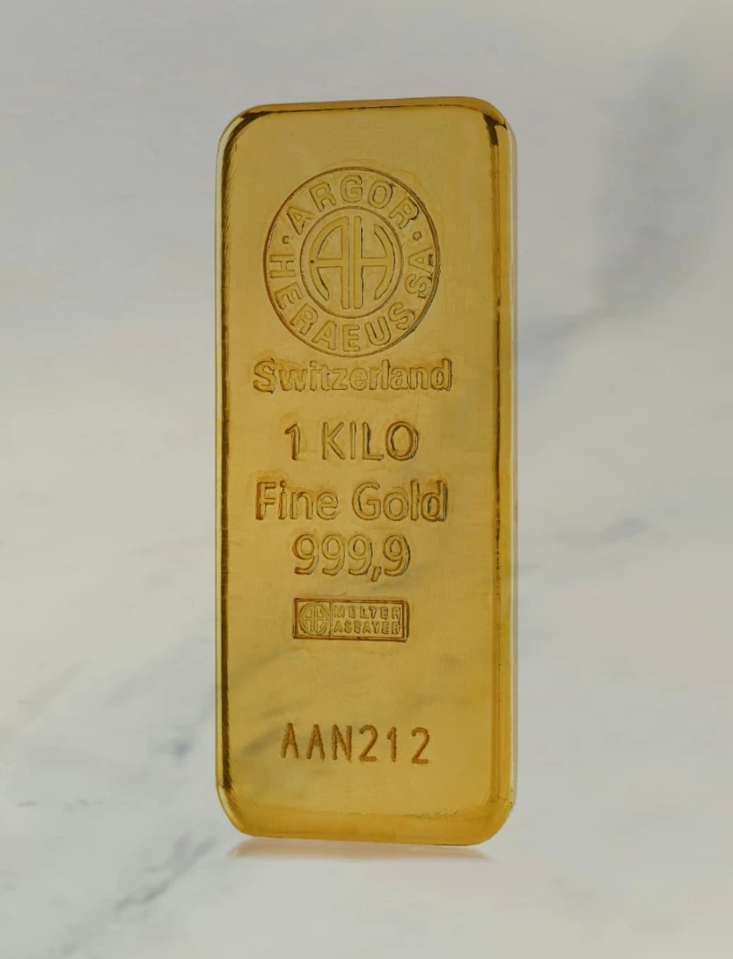 Original brochure photograph of the Argor-Heraeus Swiss 1 kg cast bar.